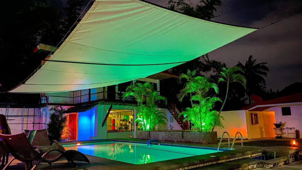 Parrot Resort, where to stay in Moalboal